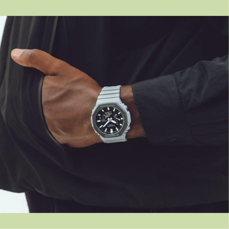 ساعت مچی عقربه‌ای کوارتز مردانه کاسیو مدل G-SHOCK GA-B2100LUU-8ADR، تصویر ۲