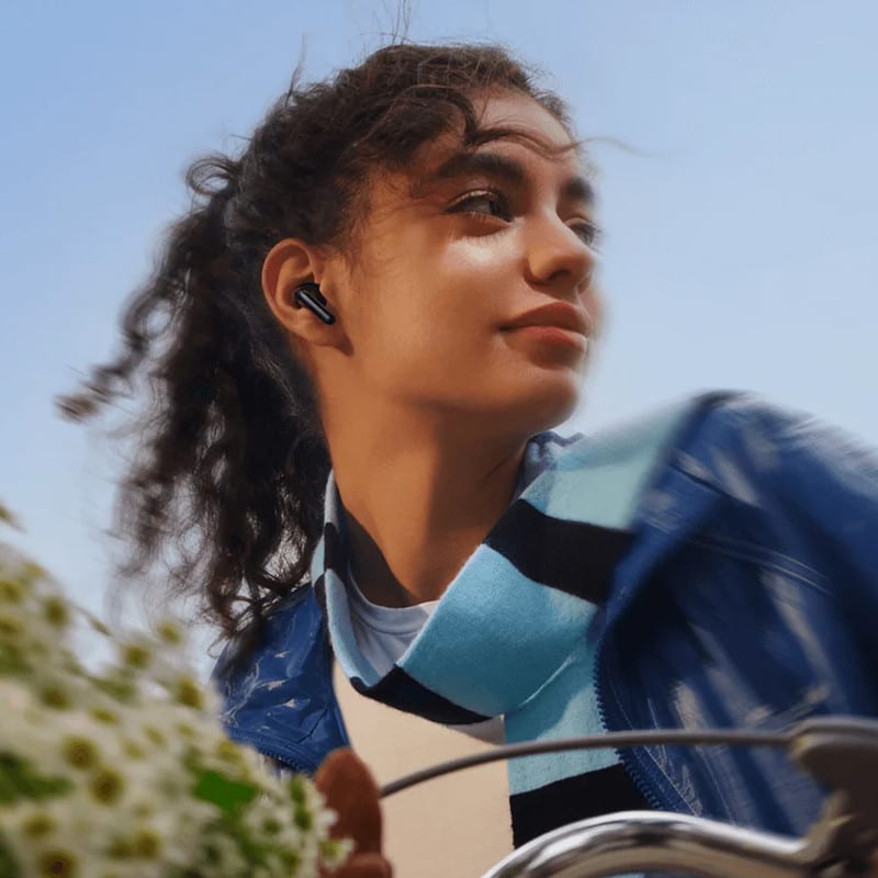 هدفون بلوتوثی شیائومی مدل Redmi Buds 8 Lite با حذف نویز فعال، حذف نویز میکروفون با هوش مصنوعی و 2 میکروفون داخلی، اتصال همزمان به 2 دستگاه، شارژدهی کلی 36 ساعت، مقاوم در برابر رطوبت و عرق، تصویر ۸